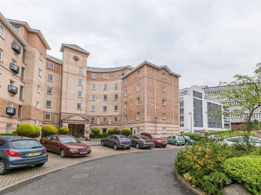 My Waterfront Apartment, Views Over Water Of Leith EDI Exteriér fotografie